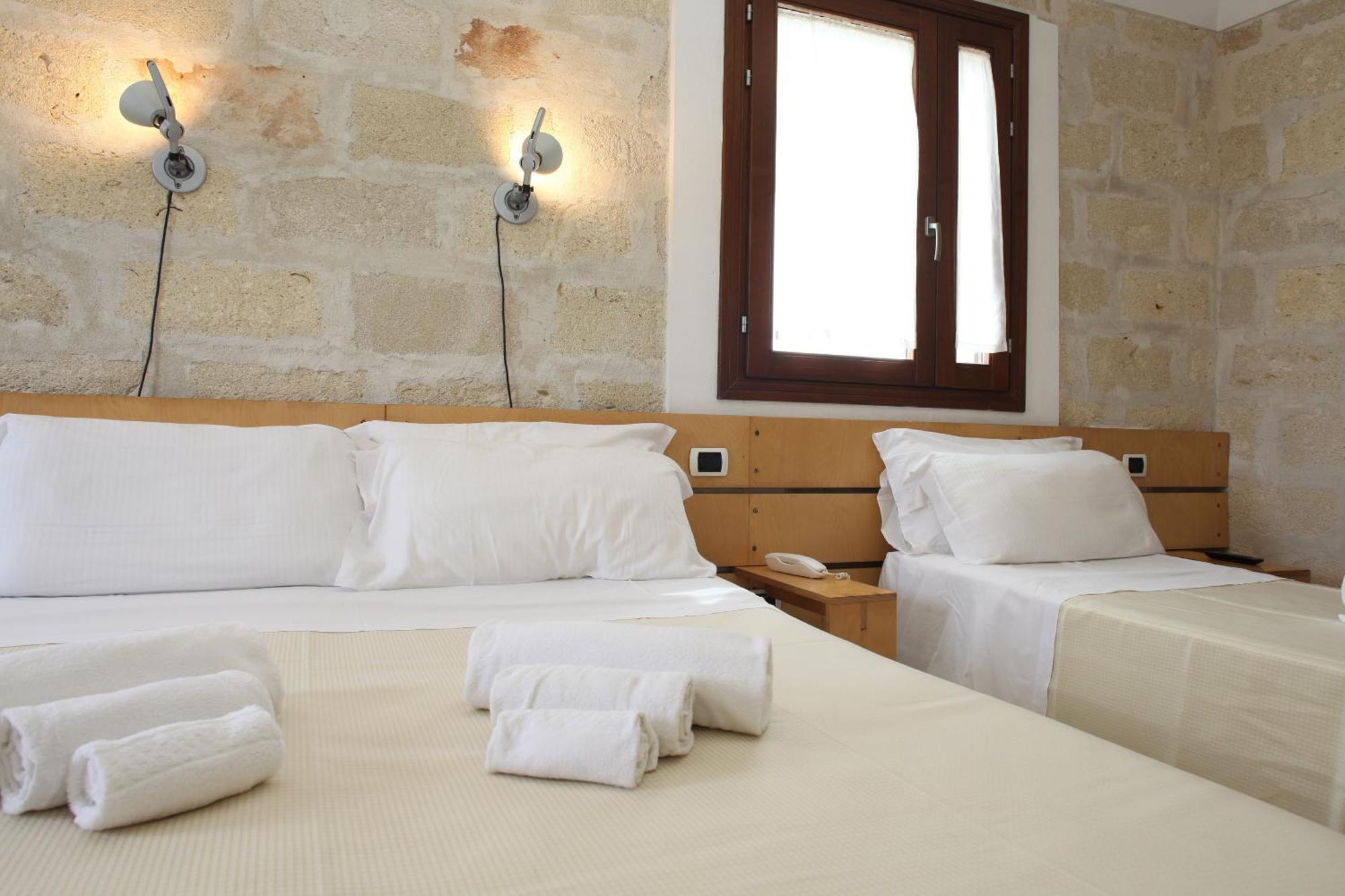 Hotel Delle Cave 3*